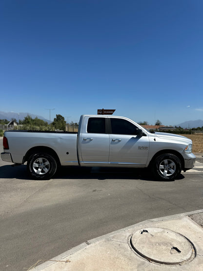 Dodge Ram 1500 SLT