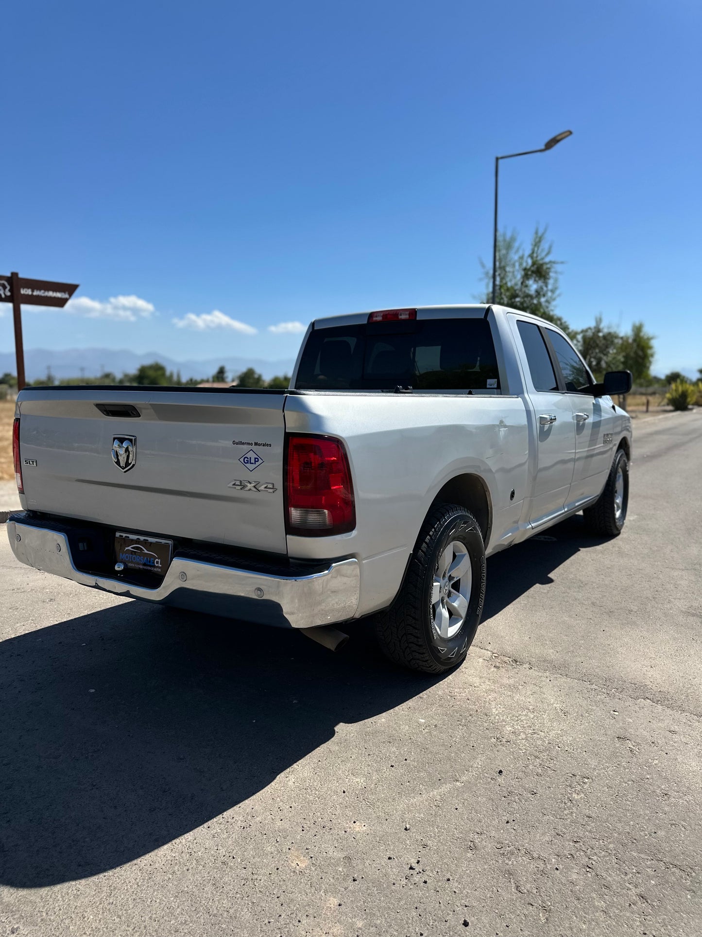 Dodge Ram 1500 SLT