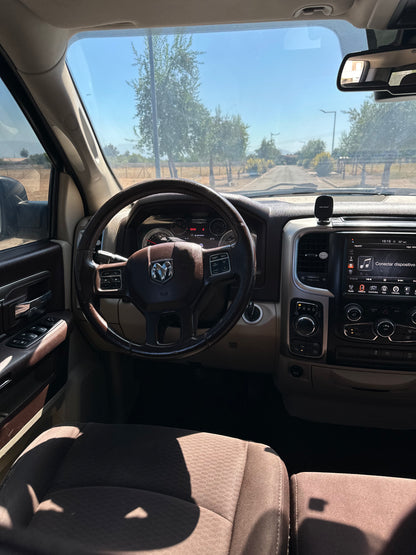Dodge Ram 1500 SLT