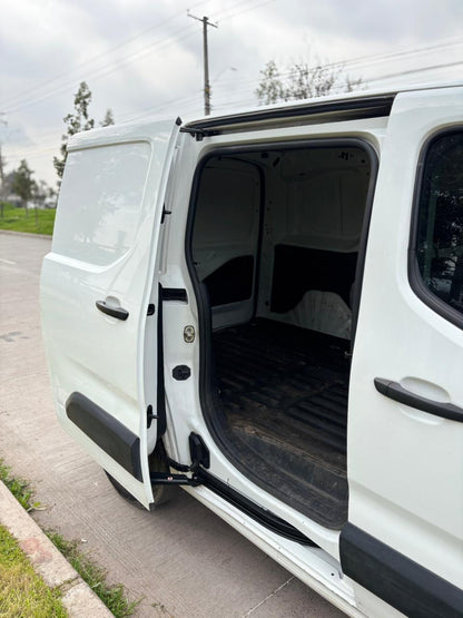 PEUGEOT PARTNER 2020