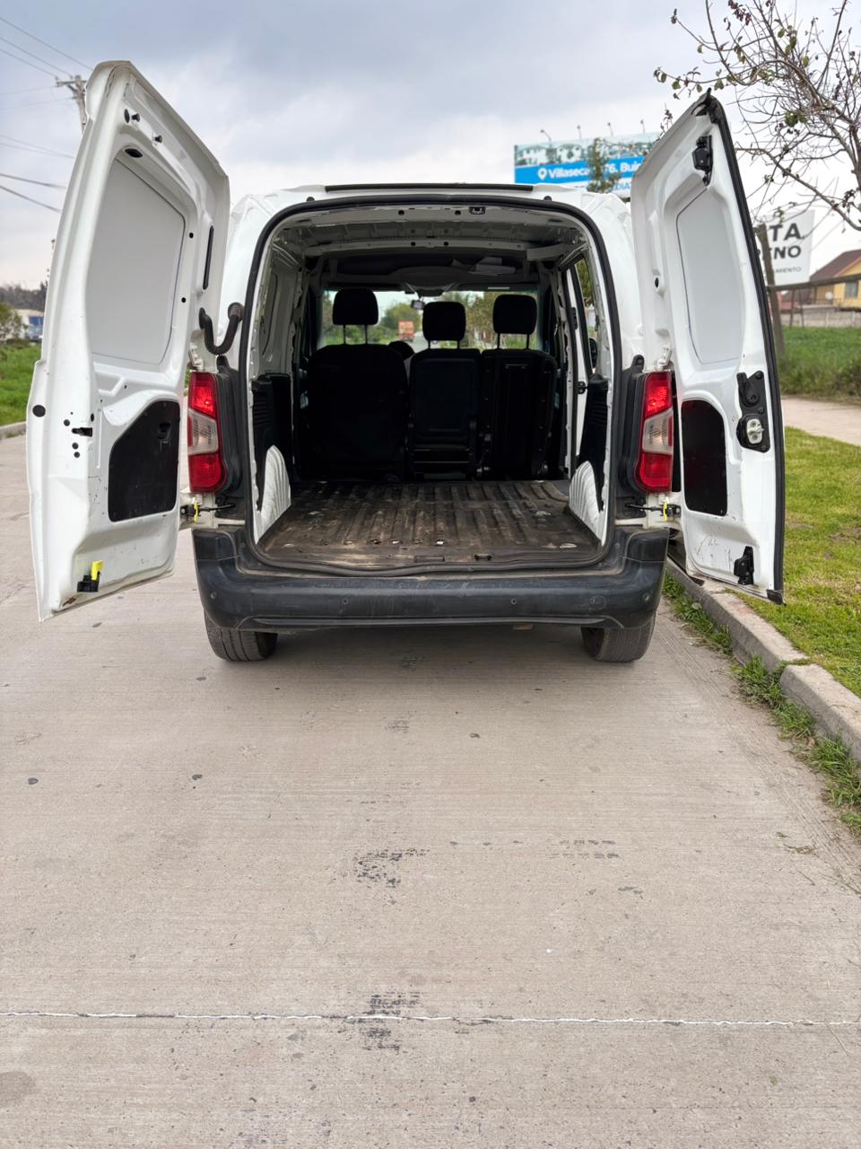 PEUGEOT PARTNER 2020