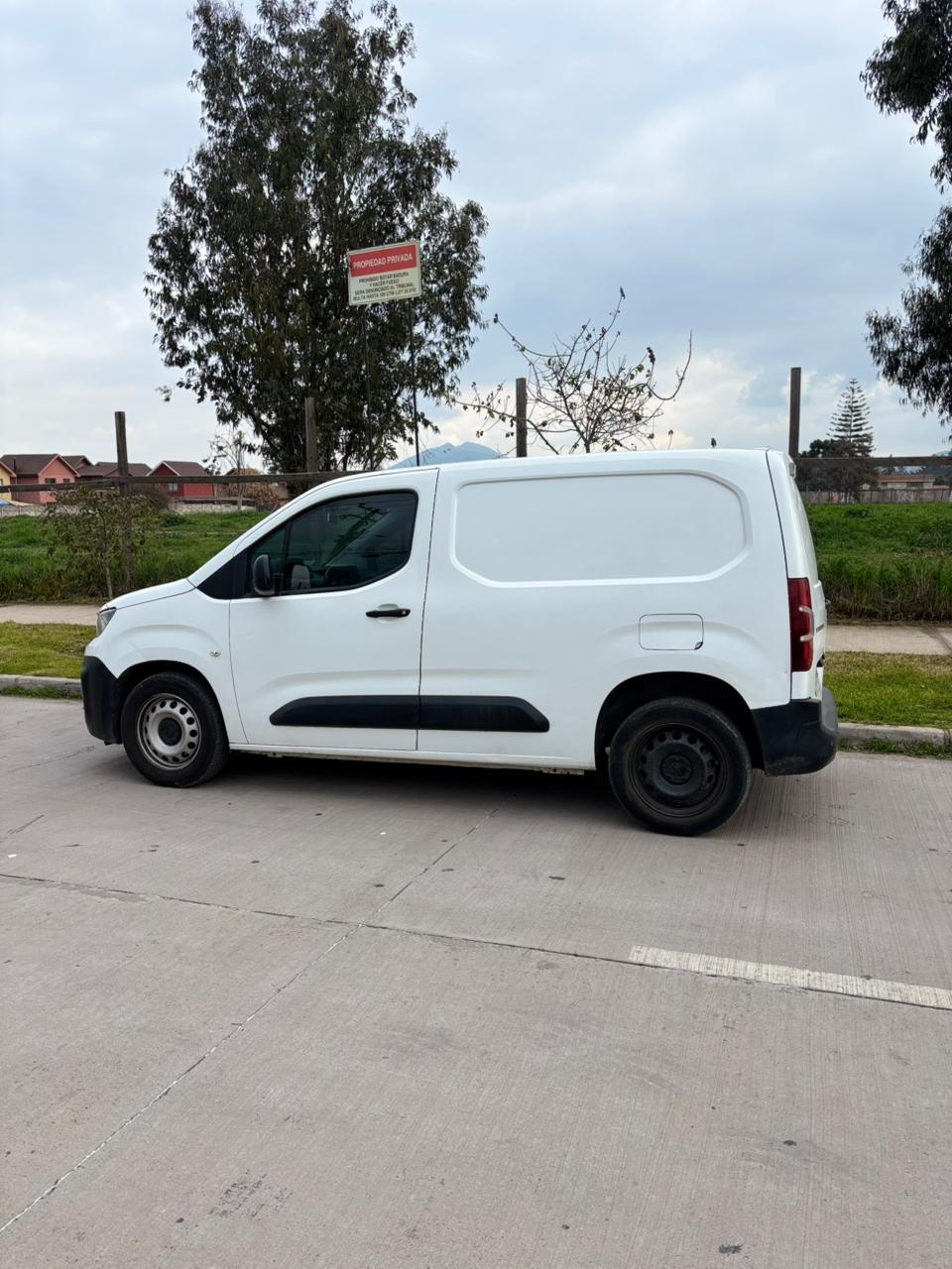 PEUGEOT PARTNER 2020